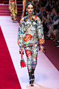 Dolce & Gabbana Spring 2018 Ready-to-Wear Fashion Show : The complete Dolce & Gabbana Spring 2018 Ready-to-Wear fashion show now on Vogue Runway.