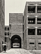 艾哈迈德巴德印度管理学院 Indian Institute of Management Ahmedabad by 路易斯·康 Louis I. Kahn - 灵感日报 : 去掉了色彩却看到了更多……这组由摄影师Cemal Emden拍摄的著名现代主义建筑大师路易斯·康（Louis I. Kahn）设计的艾哈迈德巴德印度管理学院 Indian Institute of Management建筑图片，以极强的表现力让我们领略到何为大师笔下的质感、比例与细节层次……