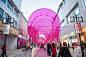 苏州历史商业街的‘粉蓝绿’，三色顶公共装置 / 众建筑,众形拱外部 © 苏州国际设计周