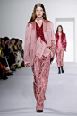 本季最爱LOOK

Jacquemus & Ann Demeulemeester

立刻就想去买件西装 ​​​​