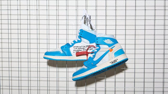 Off-White x Air Jord...