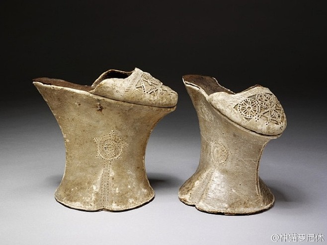 Chopine，古代欧洲的“恨天高”，词...