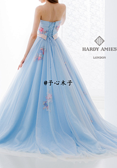 予心木子采集到Designer 衣恋
