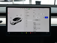 干净大方采集到model 3
