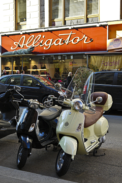 安然若橘_orange采集到我爱Vespa