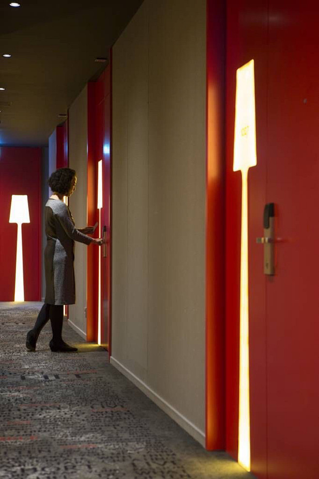 电梯厅 走廊 电梯 电梯轿厢 通道 lo...