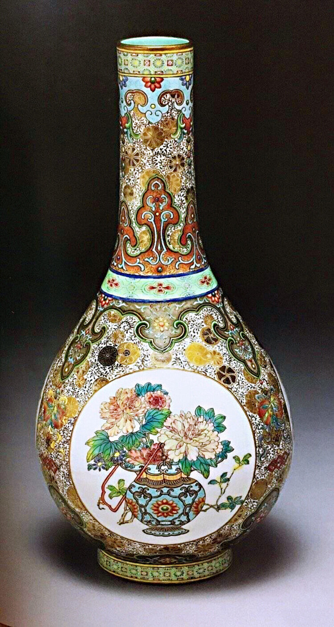 清乾隆七年磁胎洋彩花卉胆瓶676767