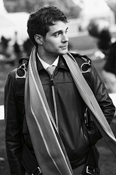 吉设计采集到Henry Cavill