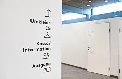 Dolomitenbad市政浴场标识设计©studio  bruch