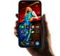 深青色 iPhone 16 展示 iOS 18