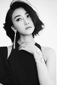 林鹏黑白唯美高清写真手机壁纸