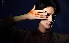 罗云熙锦鲤妆帅气写真桌面壁纸