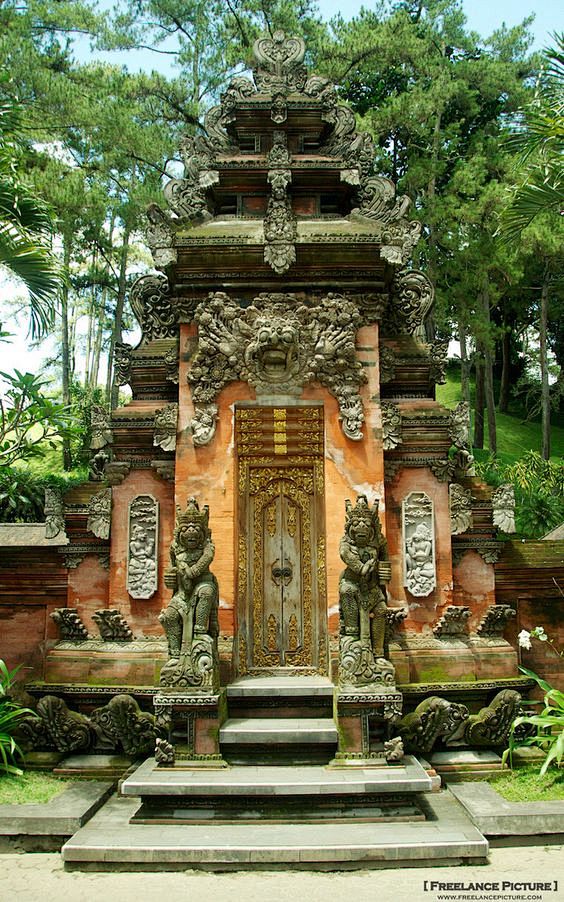 Balinese Hindu Templ...