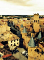 西班牙小城奥利特，又一现实版童话城堡~酷旅图 http://www.coollvtu.com 
