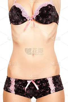 一个年轻健康女孩的身体