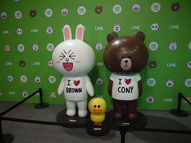 及时商业资讯日本最火的linefriends香港互动乐园展常用手机软件的人