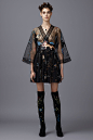 Valentino Pre-Fall 2016 Fashion Show  - Vogue : See the complete Valentino Pre-Fall 2016 collection.