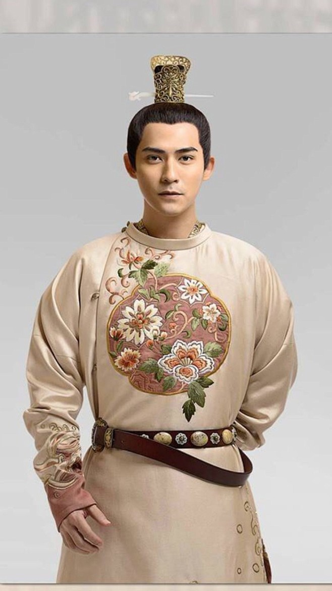 柜中美人周渝民