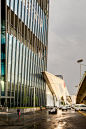 Parque Toreo商业综合体，墨西哥 / Sordo Madaleno Arquitectos  : 带有绿色中庭的商业空间