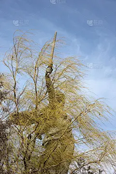 雕塑“祖国”