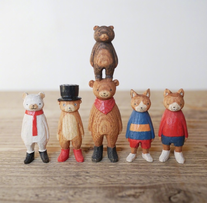 日本手作家Mokko Kumakichi “木工くま吉さん”的木雕作品。 ​​​​