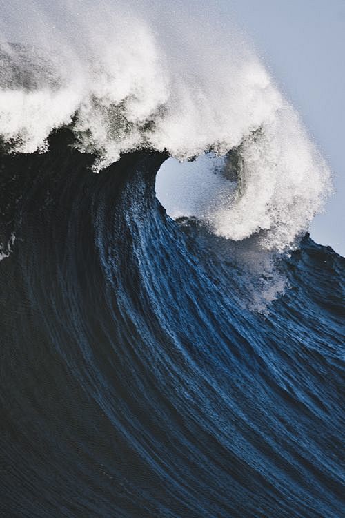 wave