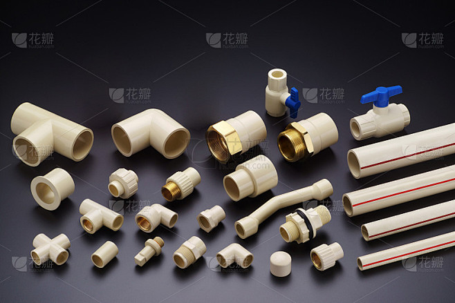 用于聚丙烯管道的UPVC CPVC配件。管道的元素。塑料管道元素。它们是为连接管道而设计的。聚丙烯配