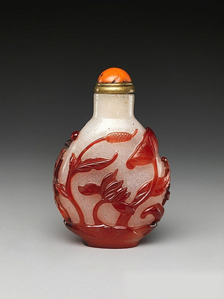 美国纽约大都会艺术博物馆馆藏精品《中国清代鼻烟壶》