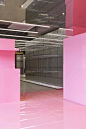 STUDIO UNRAVEL(스튜디오언라벨) : Typology: 상업
Usage: 패션 플래그쉽 스토어
Location: 서울 마포구 와우산로 29 다길 23
Client: Nanda
Involvement: 컨셉 디자인, 감리
Status: 완공
Date of completion: 2019년 10월
Photography: 한성훈