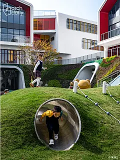 幼儿园户外游玩区