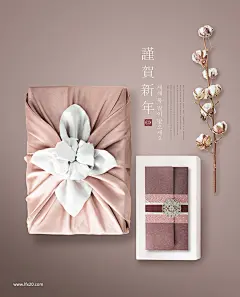 精美锦盒民族服饰鲜花中式花纹背景海报