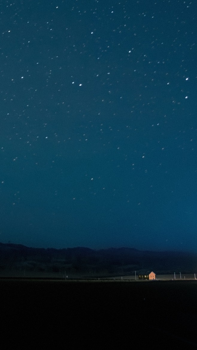 惟愿你， 心体澄澈无尘，星月挂满长空。 ...