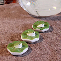 绿荷叶与小青蛙，可以漂浮在水面的陶瓷小摆...