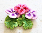 Felt embroidery pelargonium フェルト刺繍のペラルゴニウム by PieniSieni