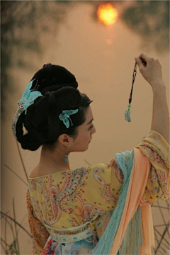 子归倥偬采集到古风