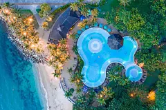 【2022年最新優惠】The Pacific Sutera Hotel | 亞庇住宿推薦 - Agoda : The Pacific Sutera Hotel(亞庇) 2022年超值優惠，每晚最低價TWD1358起。太平洋絲綢飯店為商務和休閒旅遊遊客而設計，位於得天獨厚的中心商業區地區，是本市最受歡迎的住宿選擇之一。 這家5星級飯店離機場僅有10 km的路程，交通方便。 從住宿到市內幾個主要地標相當方便，例如Sutera Harbour高爾夫俱樂部, 國家清真寺, 旺旺山廣場。&lt;BR&gt;&lt;