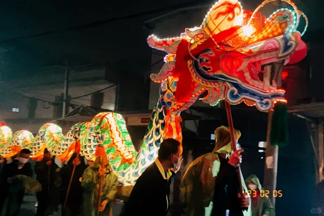 舞龙灯