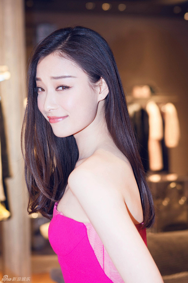 倪妮