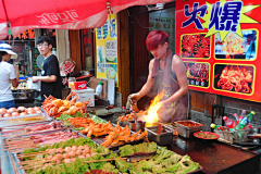 Liulai1101采集到小吃美食街之劈柴院