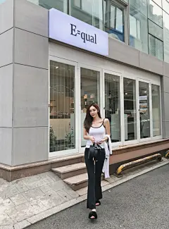 ▼SonYoonJoo▲180910图片_BP更新(米色围边俏皮清凉细薄小开衫)_孙允珠吧_百度贴吧