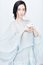 Angelababy动物主题大片 与小兔变色龙玩到high_时尚_腾讯网