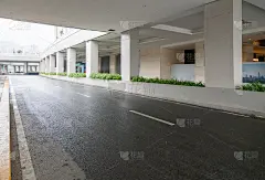 道路和办公室位于中国重庆的金融中心