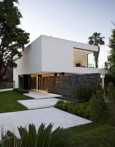 Carrara House / Andr...