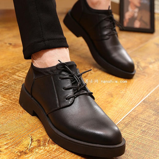黑色皮鞋，#时尚#单品