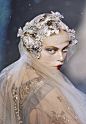 John Galliano <br/>妆容Pat McGrath