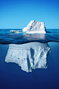 地球-冰山：冰山（iceberg）是一块大若山川的冰，脱离了冰川或冰架，在海洋里自由漂流。 冰的密度约为917kg立方米，而海水的密度约为1025kg立方米，依照阿基米德定律我们可以知道，自由漂浮的冰山约有90%体积沉在海水表面下。因此看着浮在水面上的形状并猜不出水下的形状。这也是为何有冰山一角一说来形容严重的问题只显露出表面的一小部分。