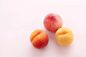 桃,水平画幅,水果,无人,白色背景,夏天,熟的,甜点心,成分,白桃