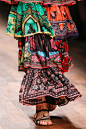 Valentino Spring 2015 Ready-to-Wear Fashion Show Details - Vogue : See detail photos for Valentino Spring 2015 Ready-to-Wear collection.