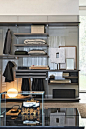 Sectional custom walk-in wardrobe GLISS WALK-IN - MOLTENI & C.: 