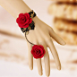 黑色蕾丝复古手链 哥特风红色玫瑰花朵 手链连戒指一体 舞会饰品 